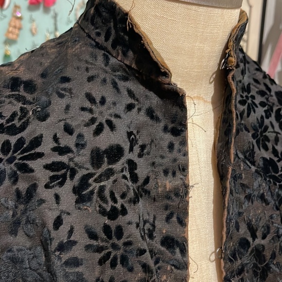 Antique Velvet Jacket - Picture 2 of 10